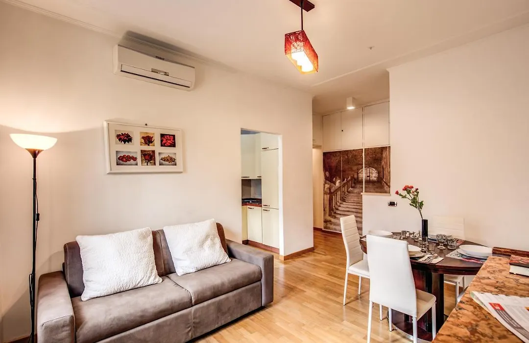 M&L Apartment - Caracalla Holiday-1